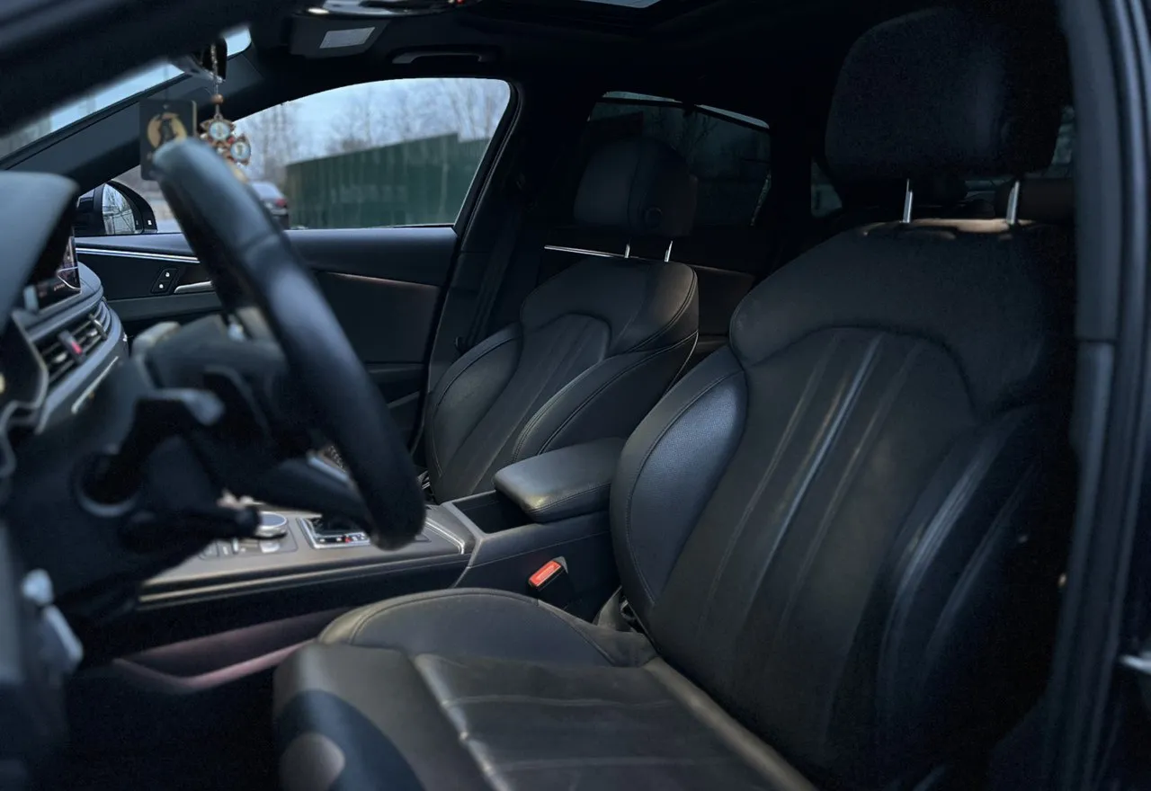 Audi A4 - фото 9