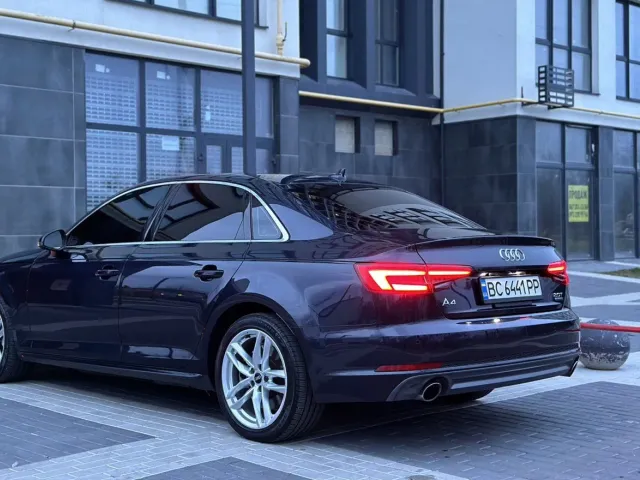 Audi A4 - фото 3