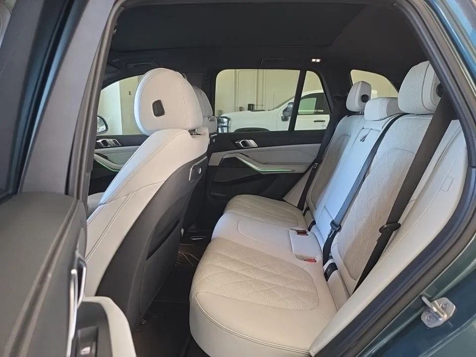 BMW X5 - фото 10