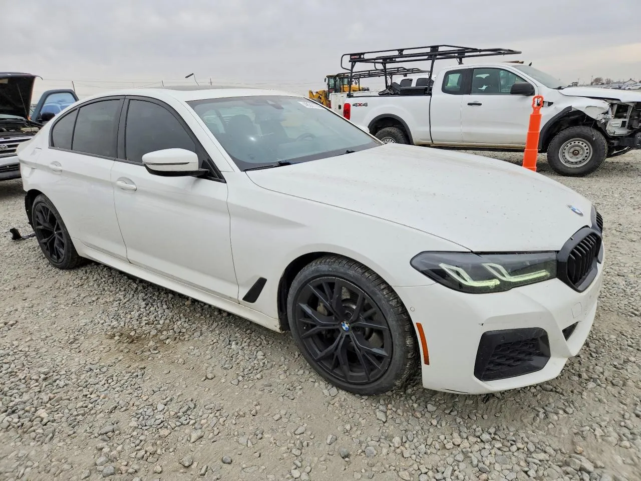 BMW 5 серії - фото 1