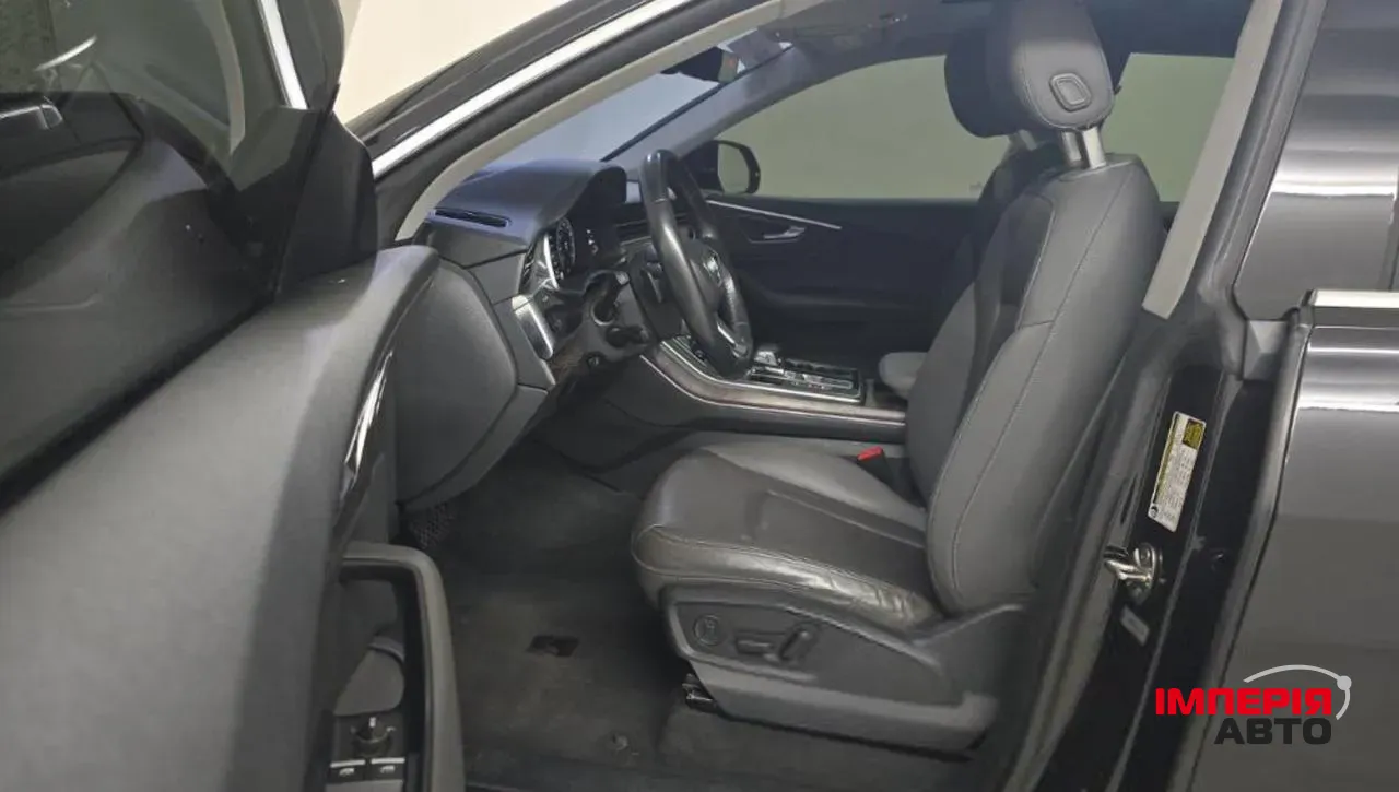Audi Q8 - фото 7
