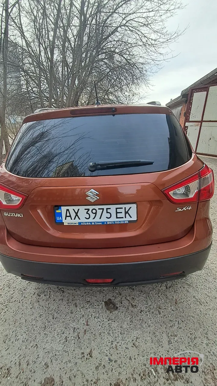 Suzuki SX4 - фото 5