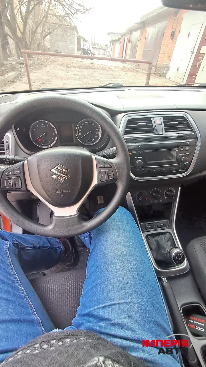 Suzuki SX4 - фото 9