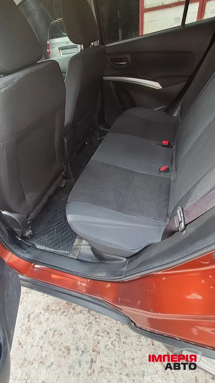 Suzuki SX4 - фото 8