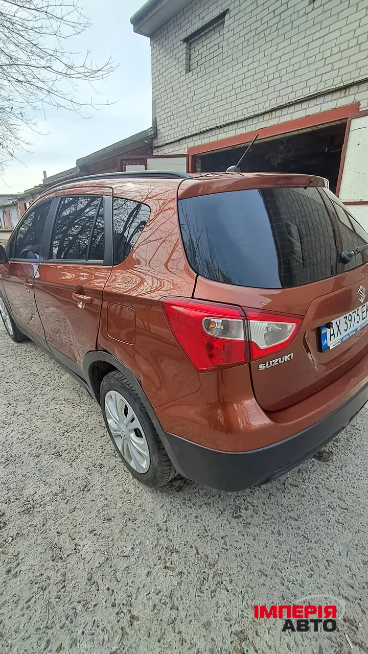 Suzuki SX4 - фото 7