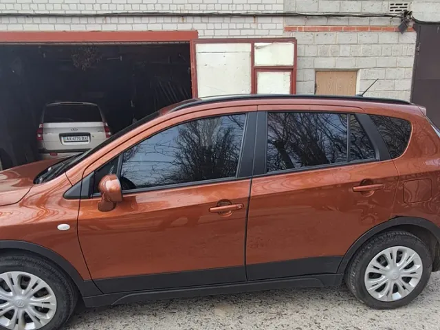 Suzuki SX4 - фото 2