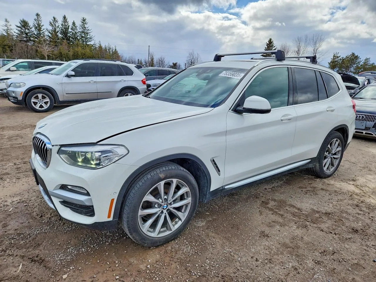 BMW X3 - фото 1