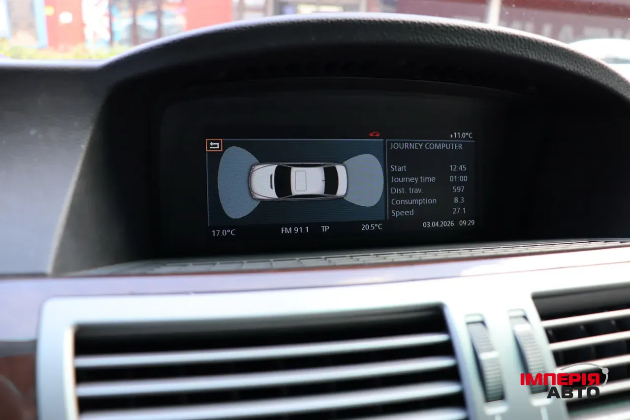 BMW 7 серії - фото 32