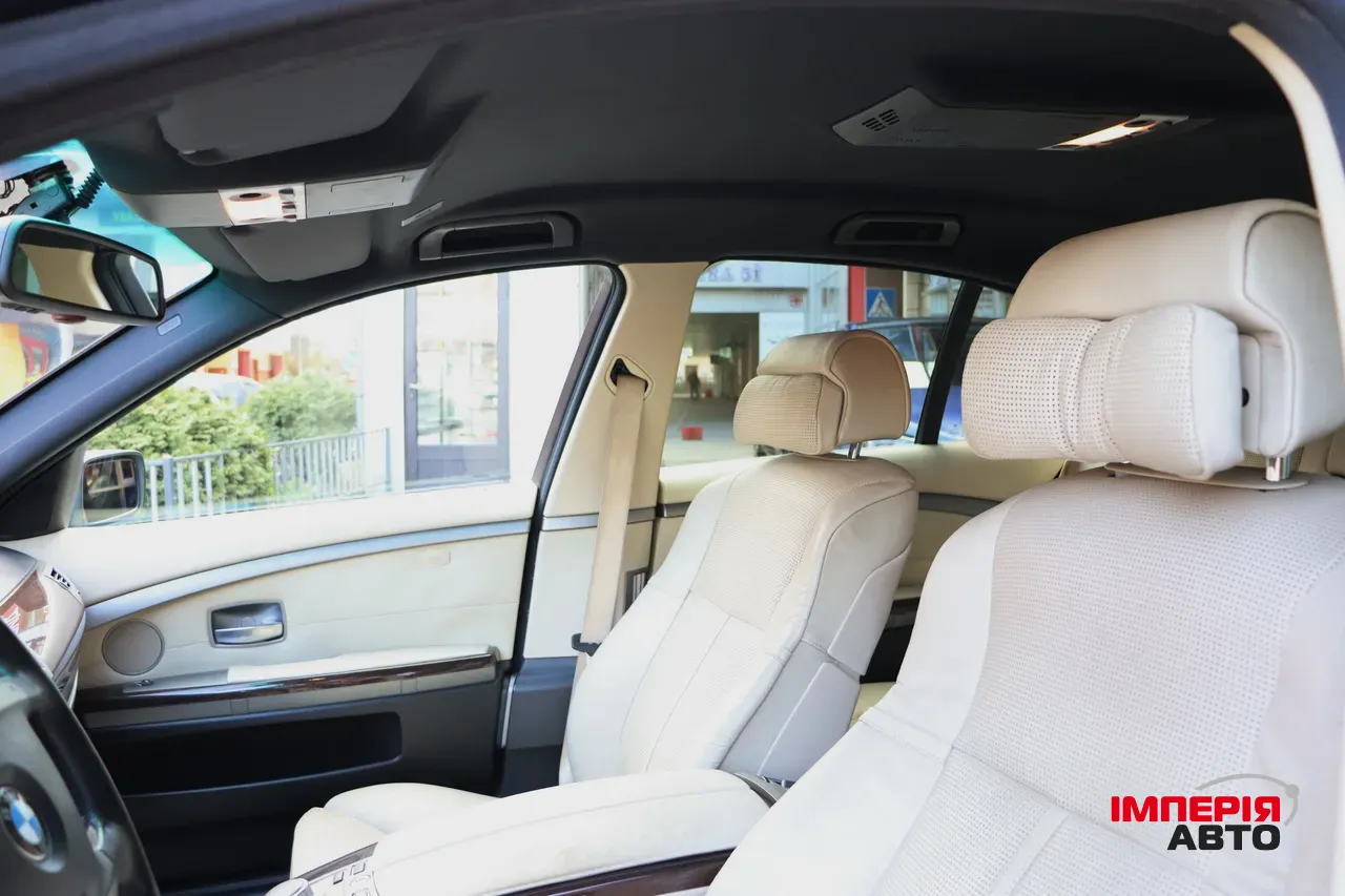 BMW 7 серії - фото 16
