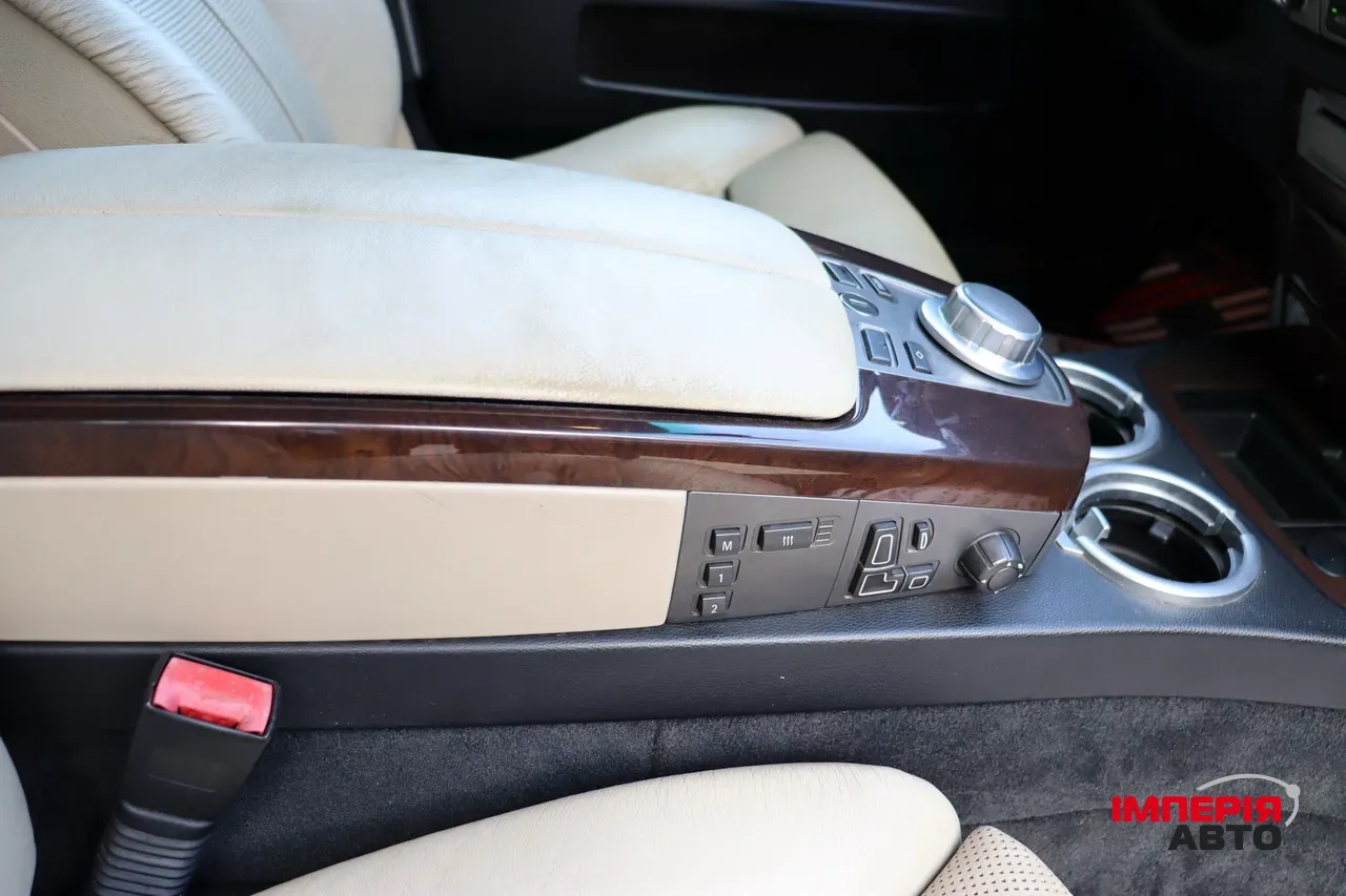 BMW 7 серії - фото 45