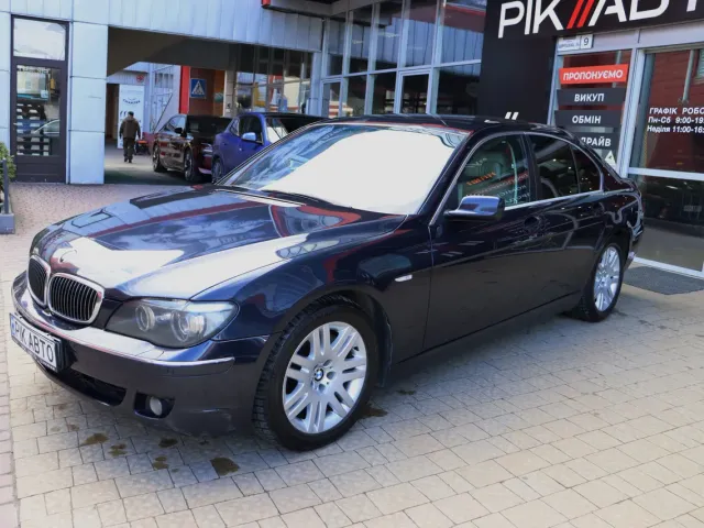 BMW 7 серії - фото 2