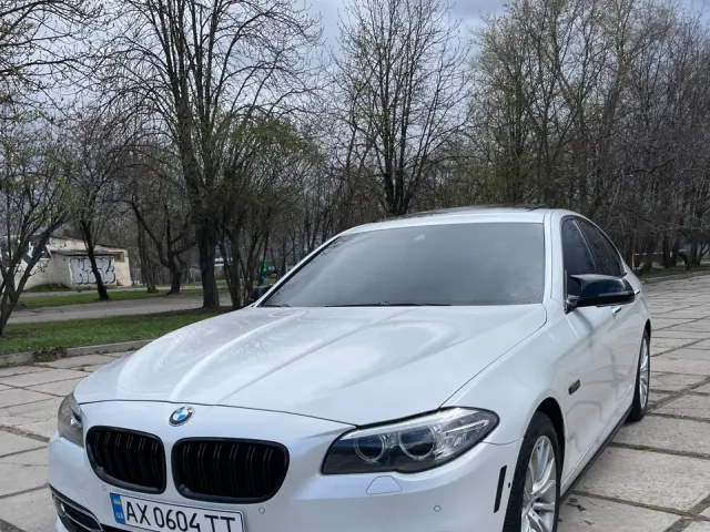 BMW 5 серії - фото 2