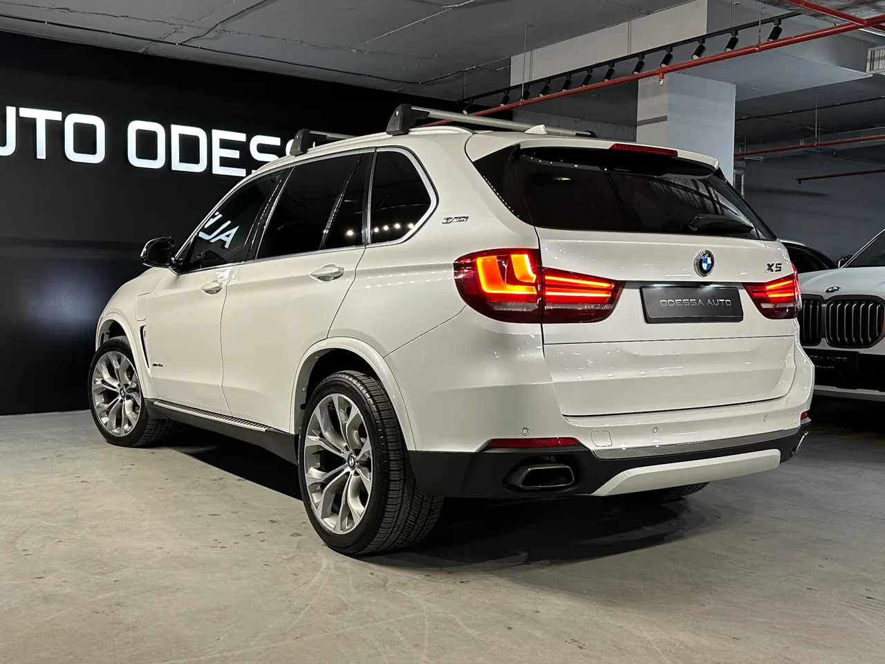BMW X5 - фото 7