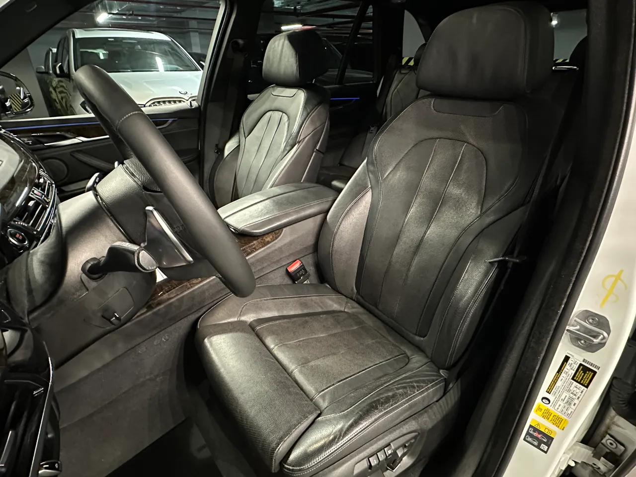 BMW X5 - фото 17