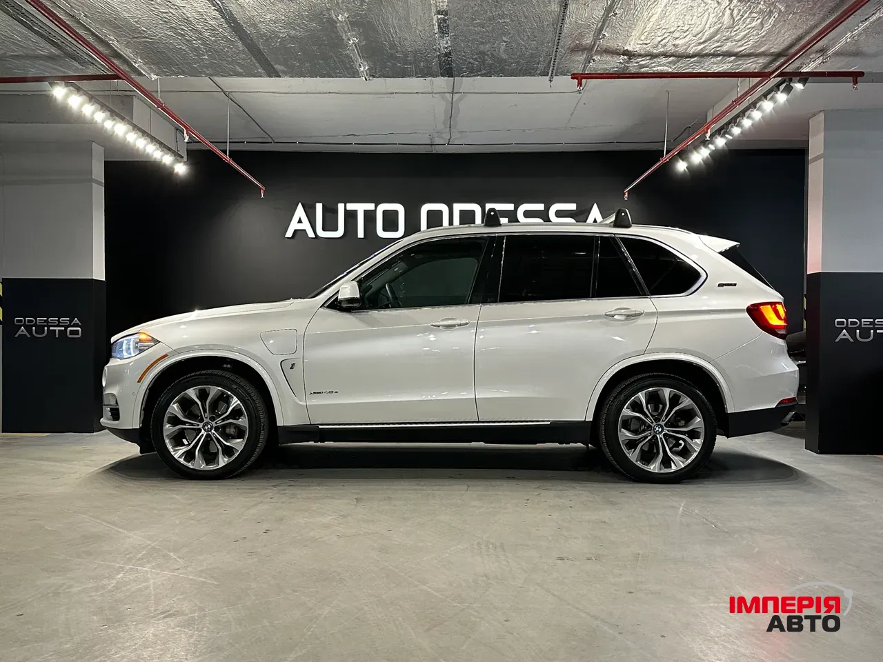 BMW X5 - фото 5