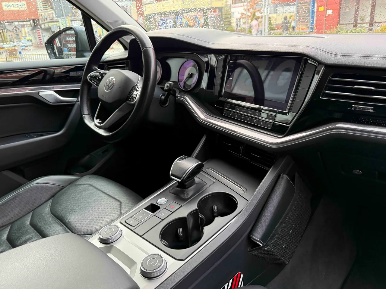 Volkswagen Touareg - фото 53