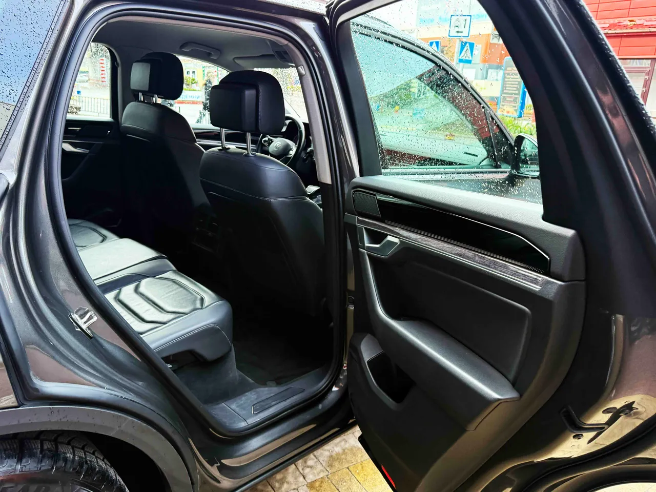 Volkswagen Touareg - фото 46