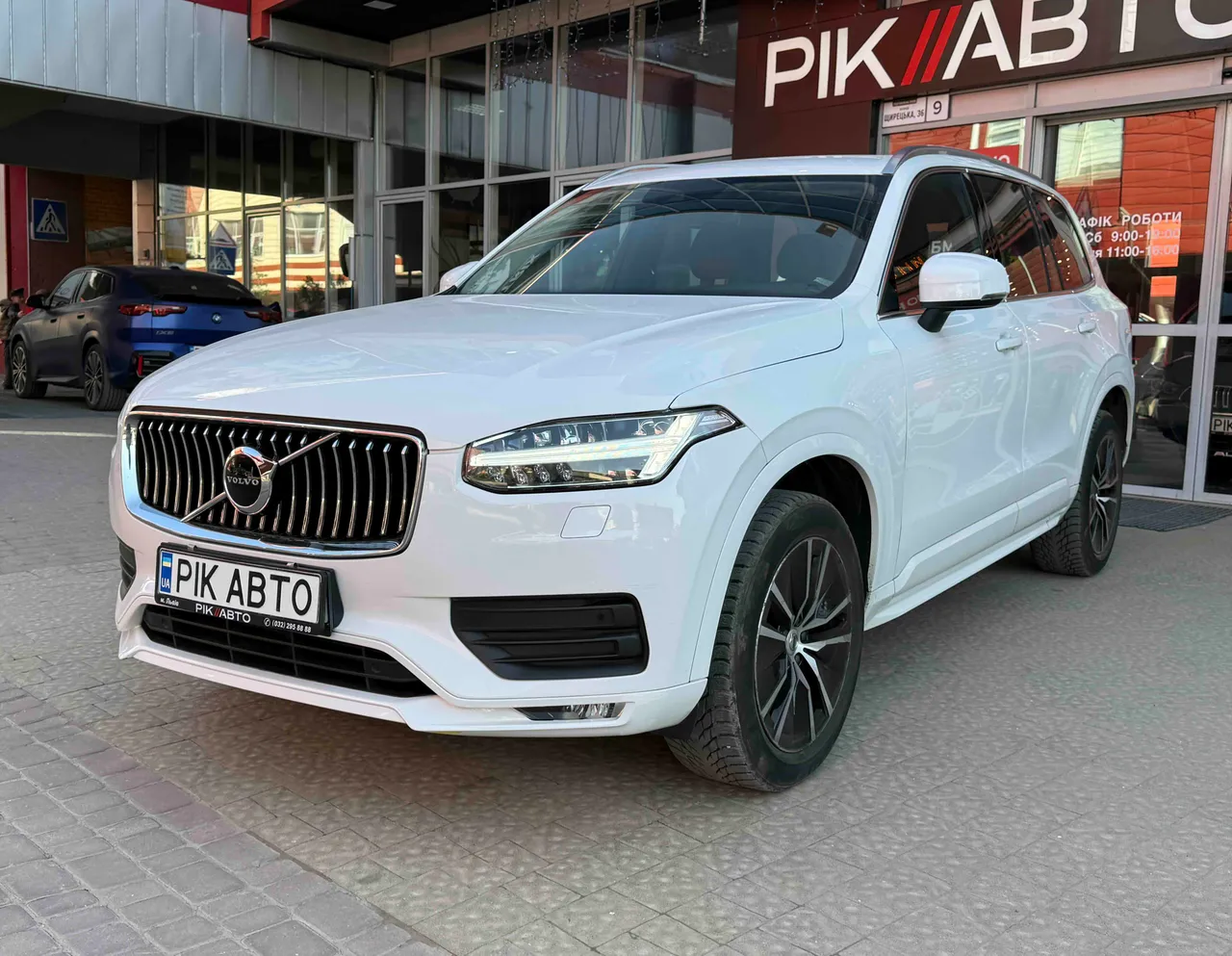 Volvo XC90 - фото 2