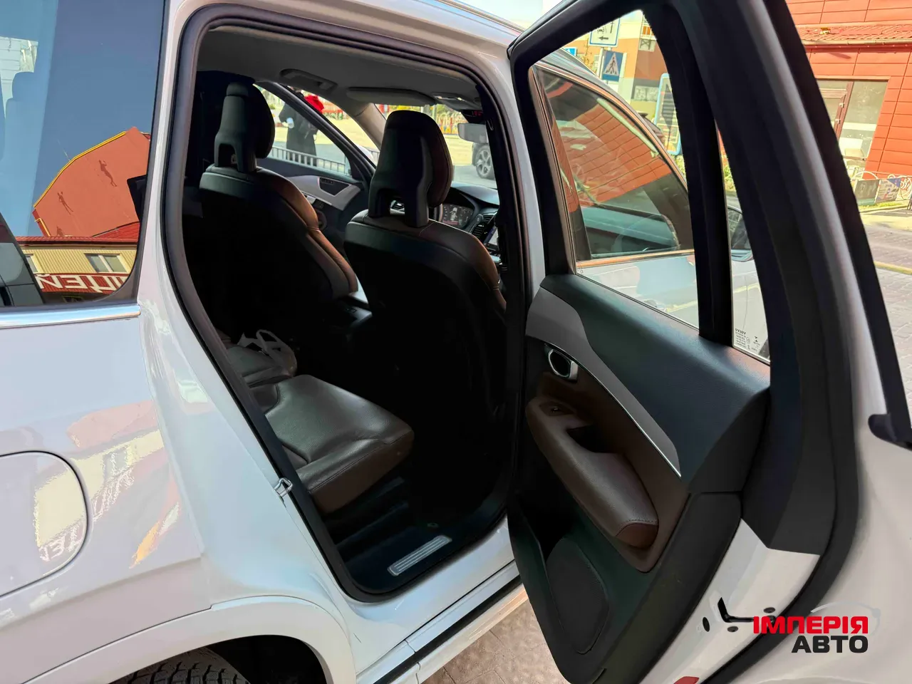 Volvo XC90 - фото 43