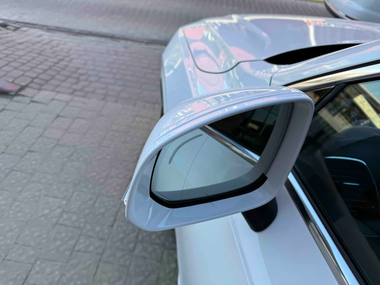 Volvo XC90 - фото 11