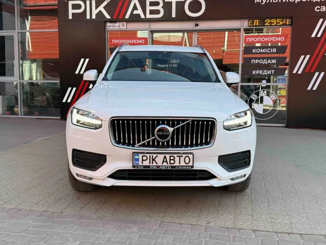 Volvo XC90 - фото 3