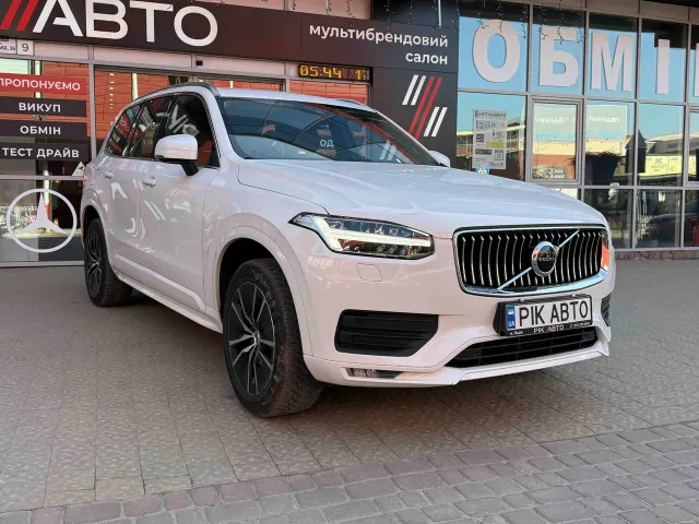Volvo XC90 - фото 4