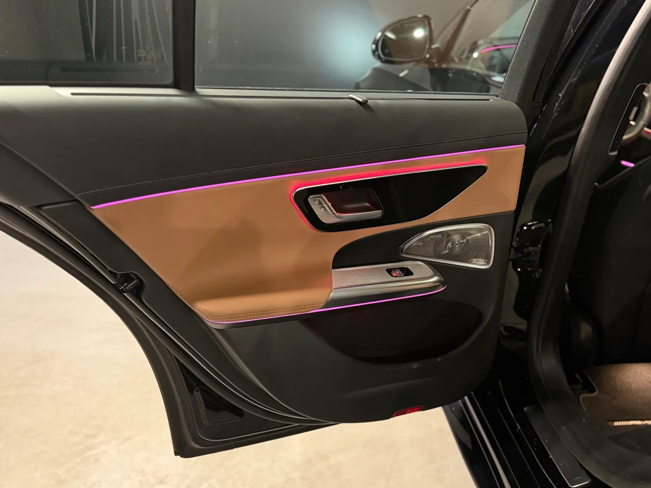 Mercedes-Benz E-Класс AMG - фото 15