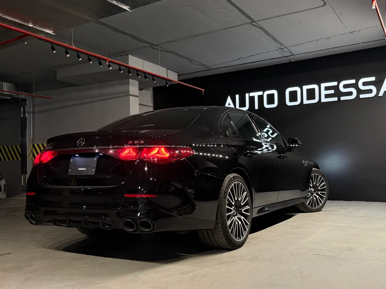 Mercedes-Benz E-Класс AMG - фото 14