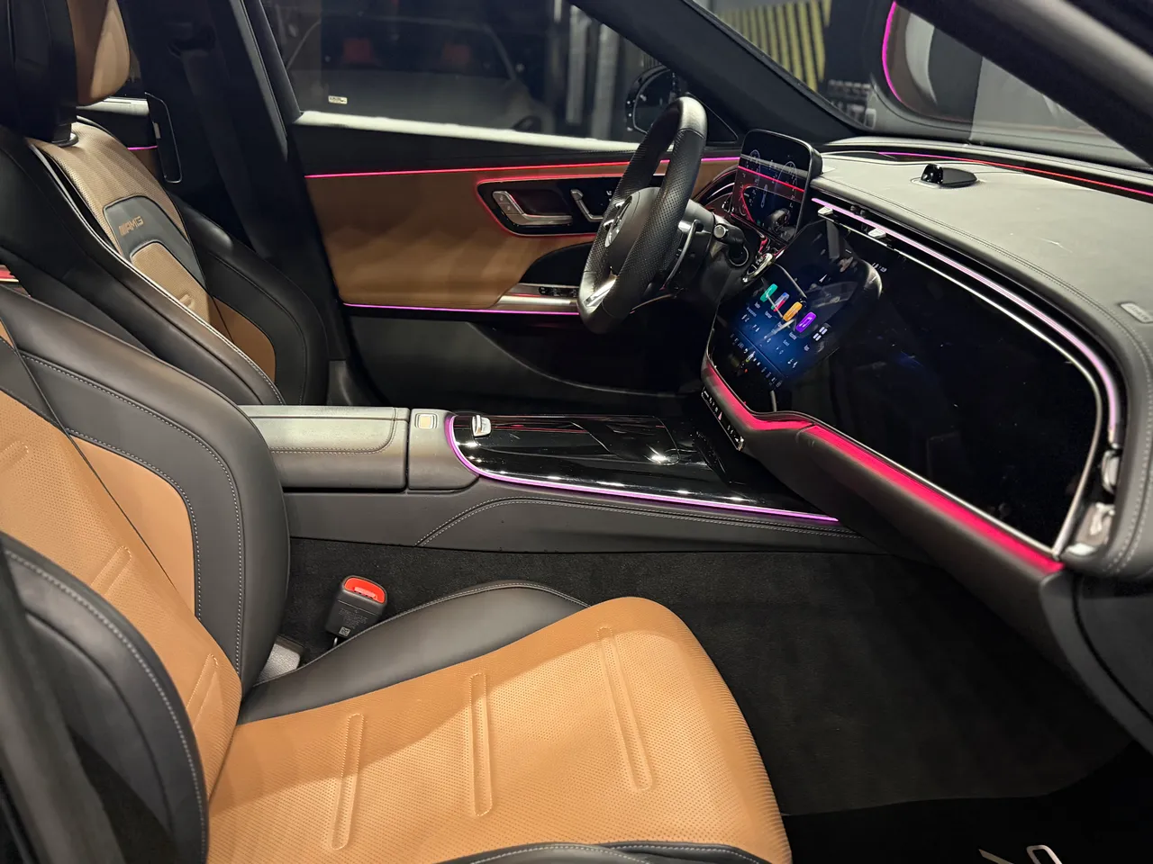 Mercedes-Benz E-Класс AMG - фото 36