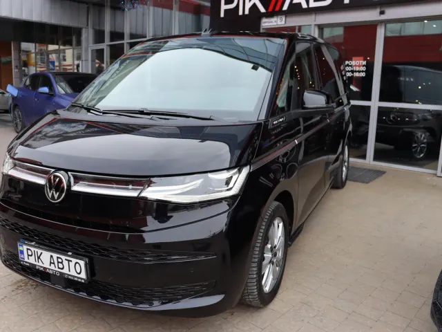 Volkswagen Multivan - фото 3