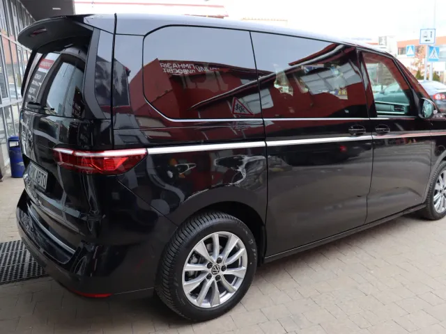 Volkswagen Multivan - фото 4