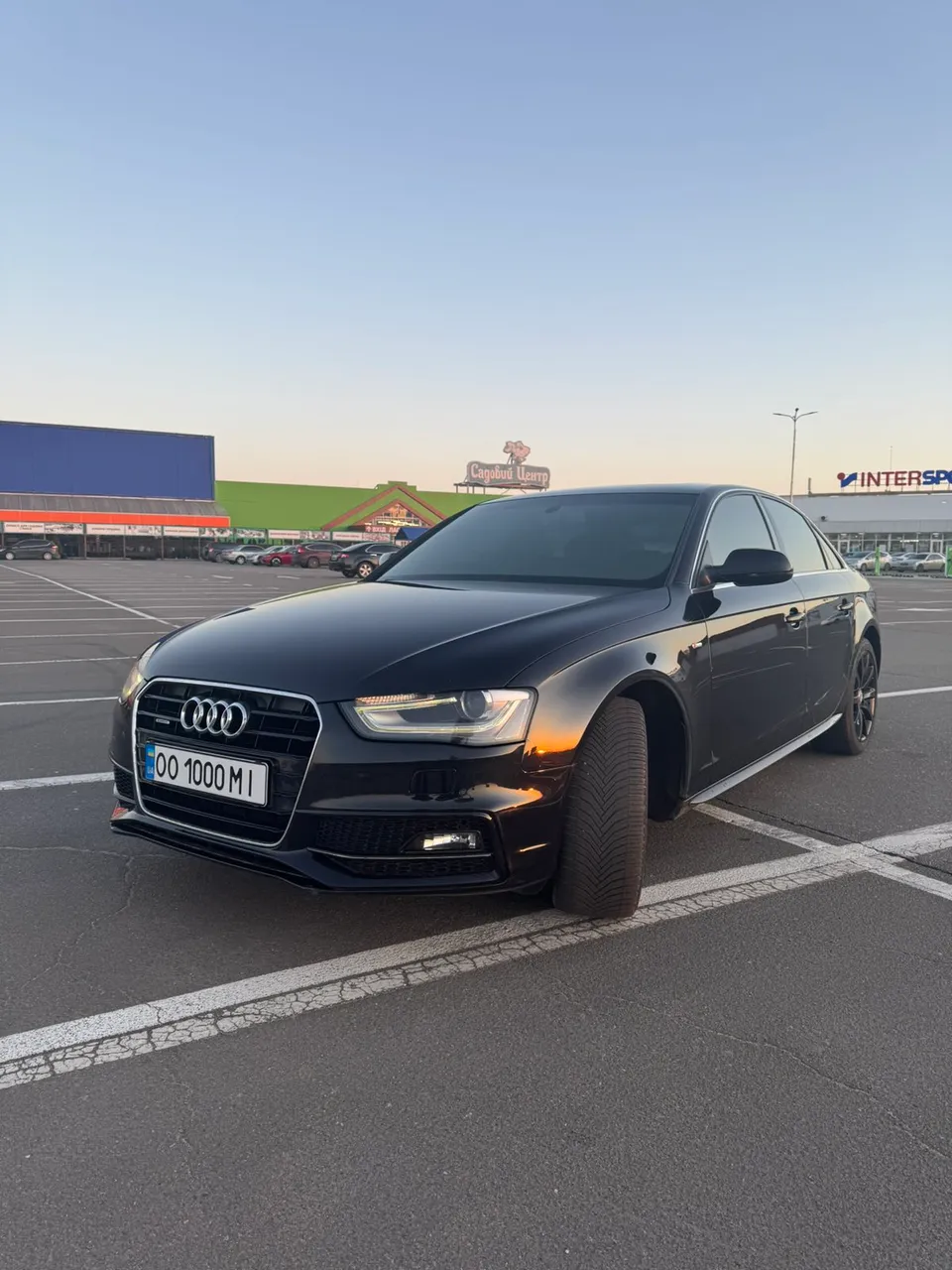 Audi A4 - фото 7