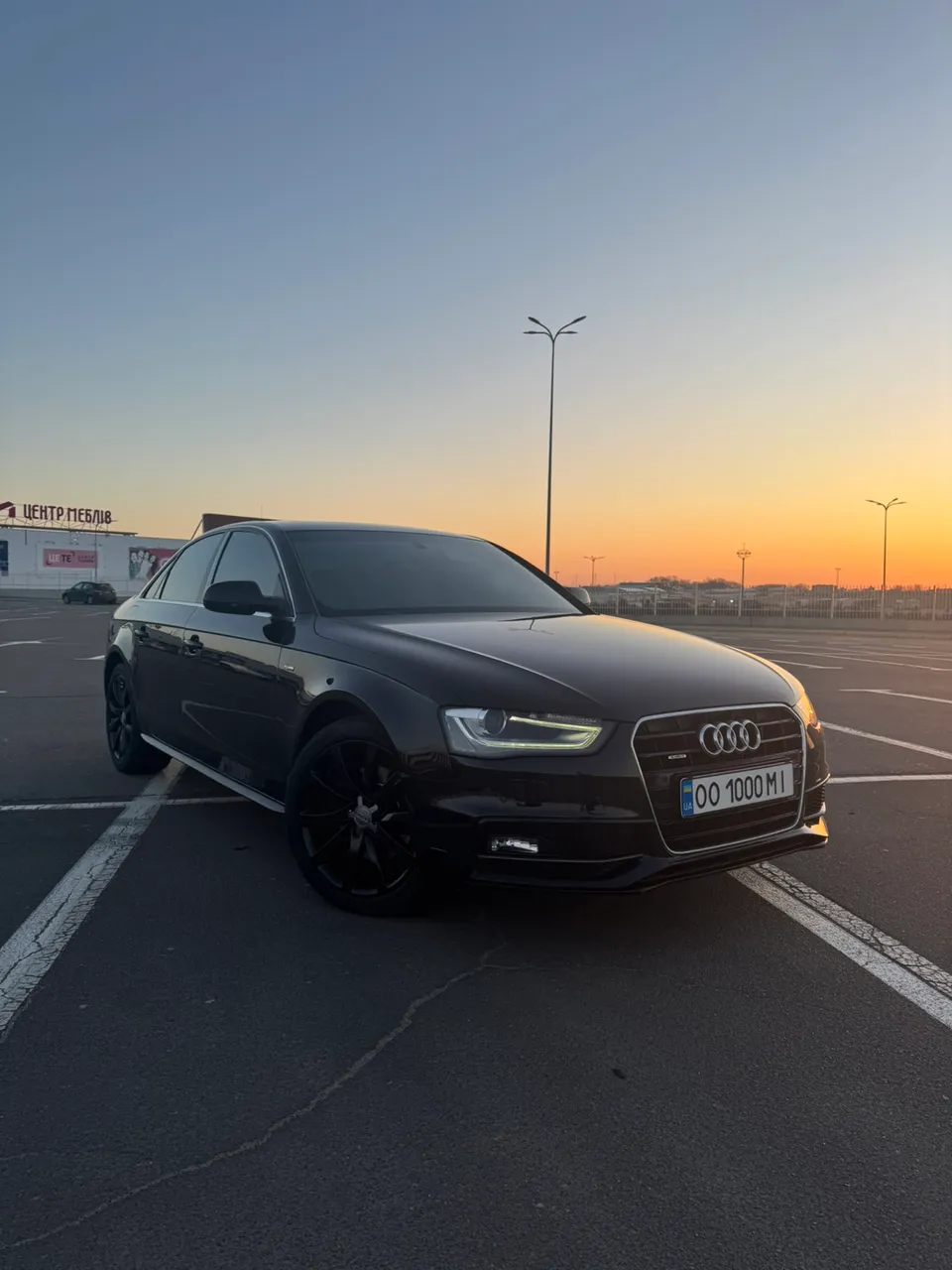 Audi A4 - фото 4