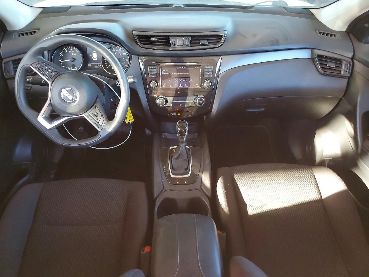 Nissan Rogue Sport - фото 8