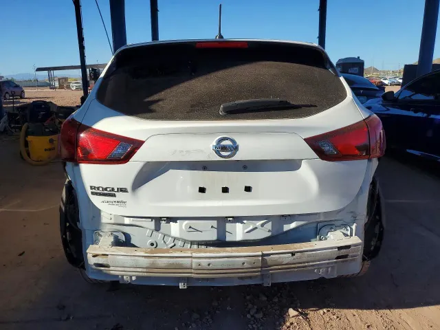 Nissan Rogue Sport - фото 5