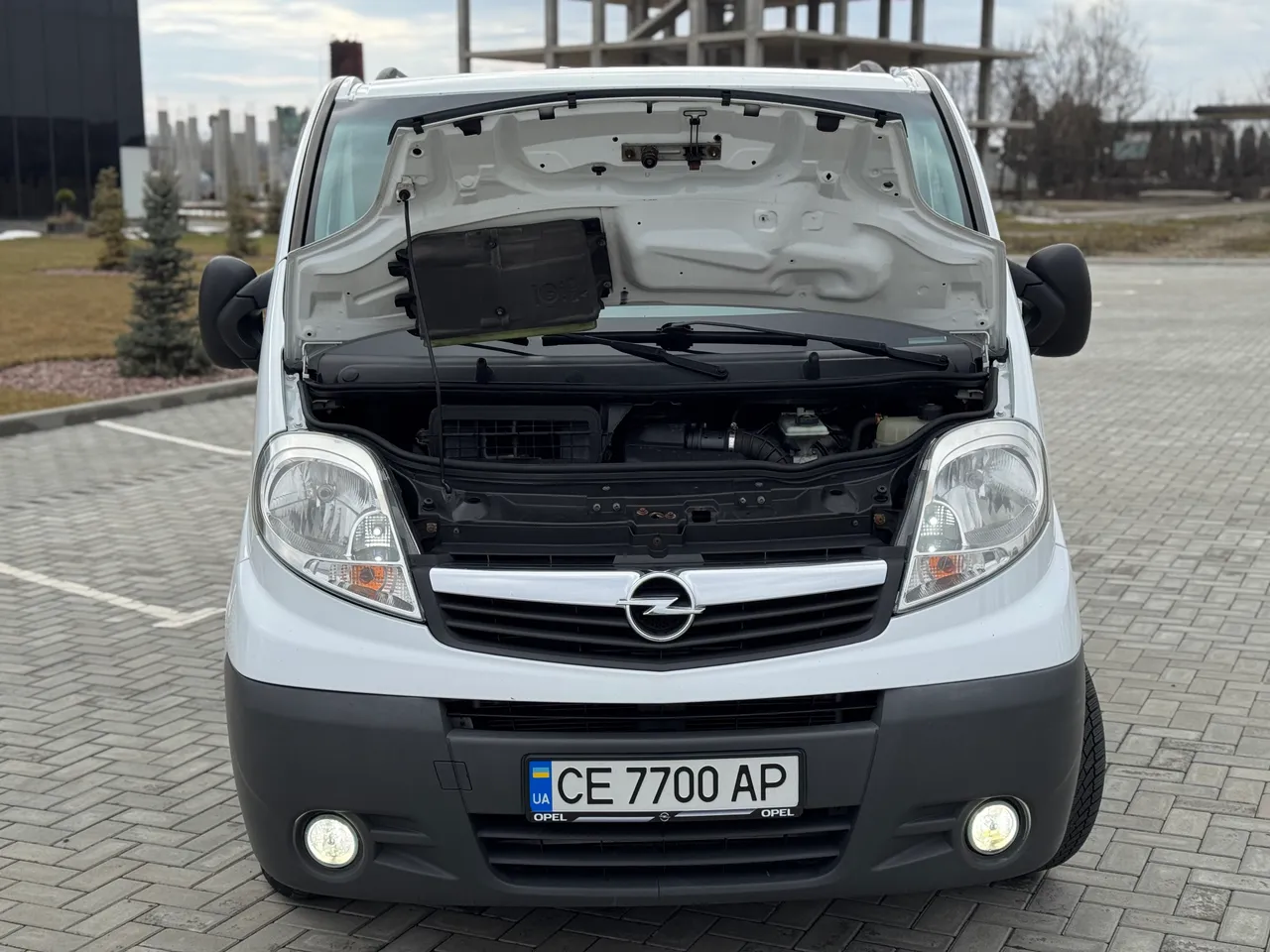 Opel Vivaro - фото 63