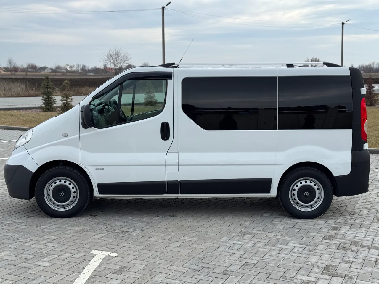 Opel Vivaro - фото 4