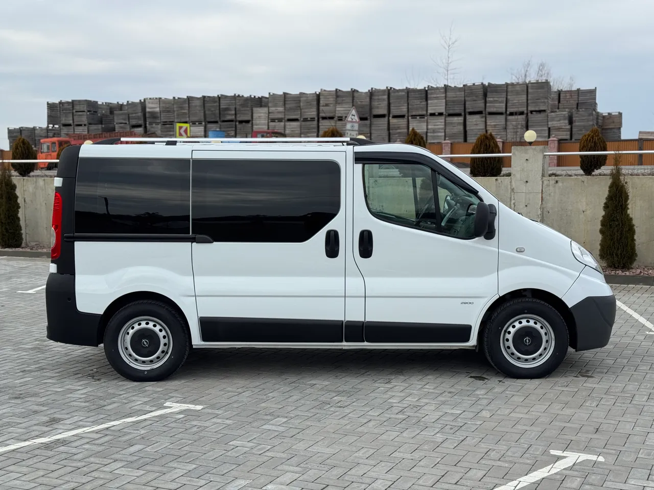 Opel Vivaro - фото 6