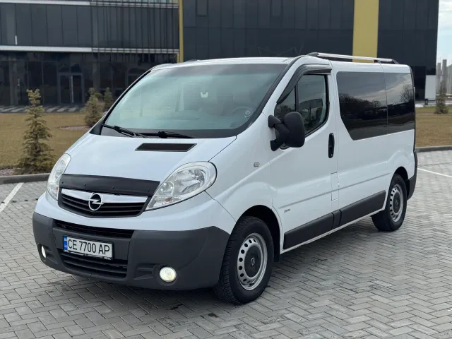 Opel Vivaro - фото 3