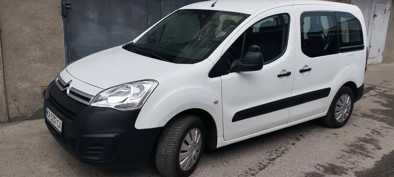 Citroen Berlingo - фото 2