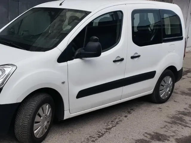 Citroen Berlingo - фото 2