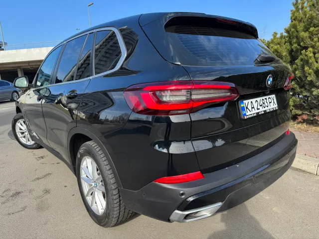 BMW X5 - фото 3