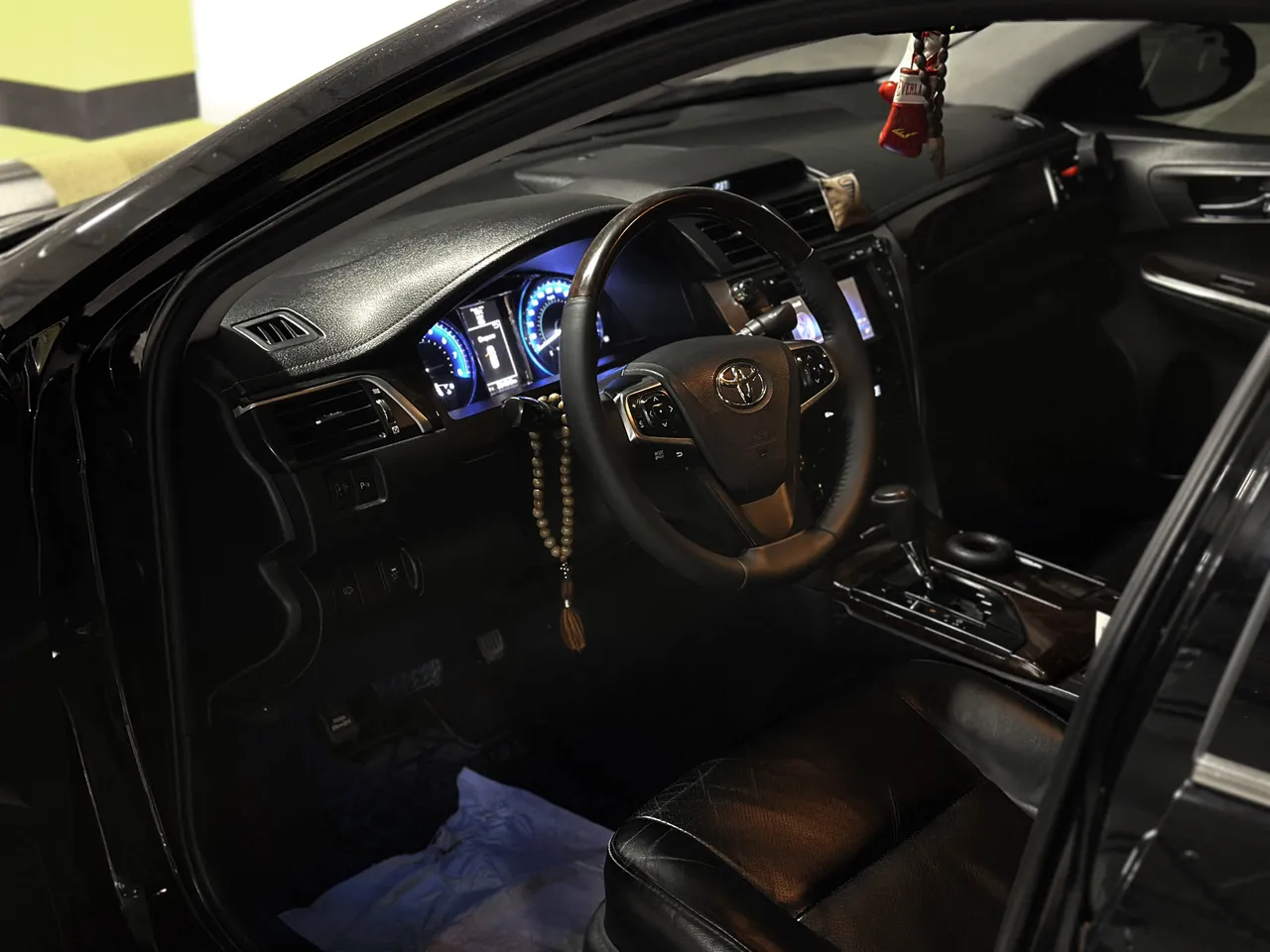 Toyota Camry - фото 8