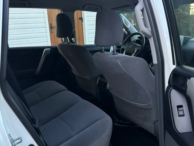 Toyota Land Cruiser Prado - фото 4