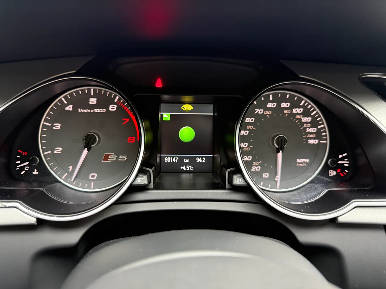 Audi S5 - фото 18