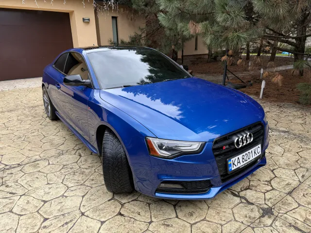 Audi S5 - фото 5