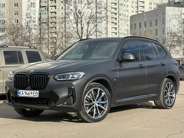 BMW X3 - фото 1