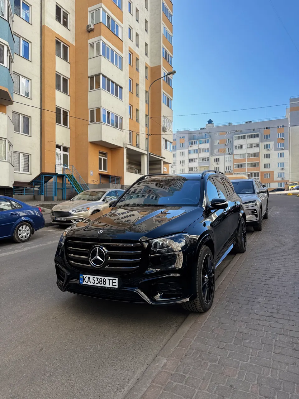 Mercedes-Benz GLS - фото 17