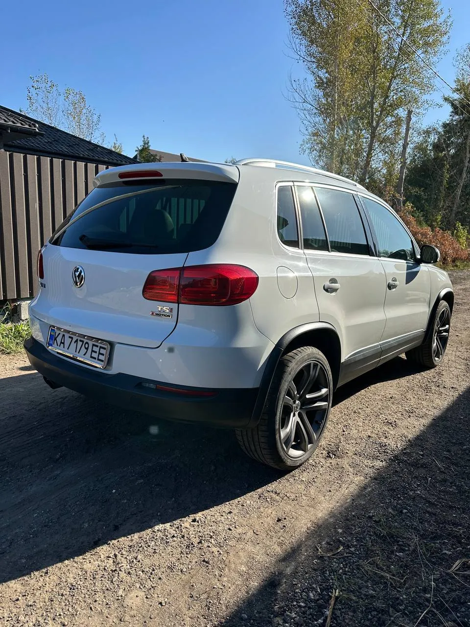 Volkswagen Tiguan - фото 17