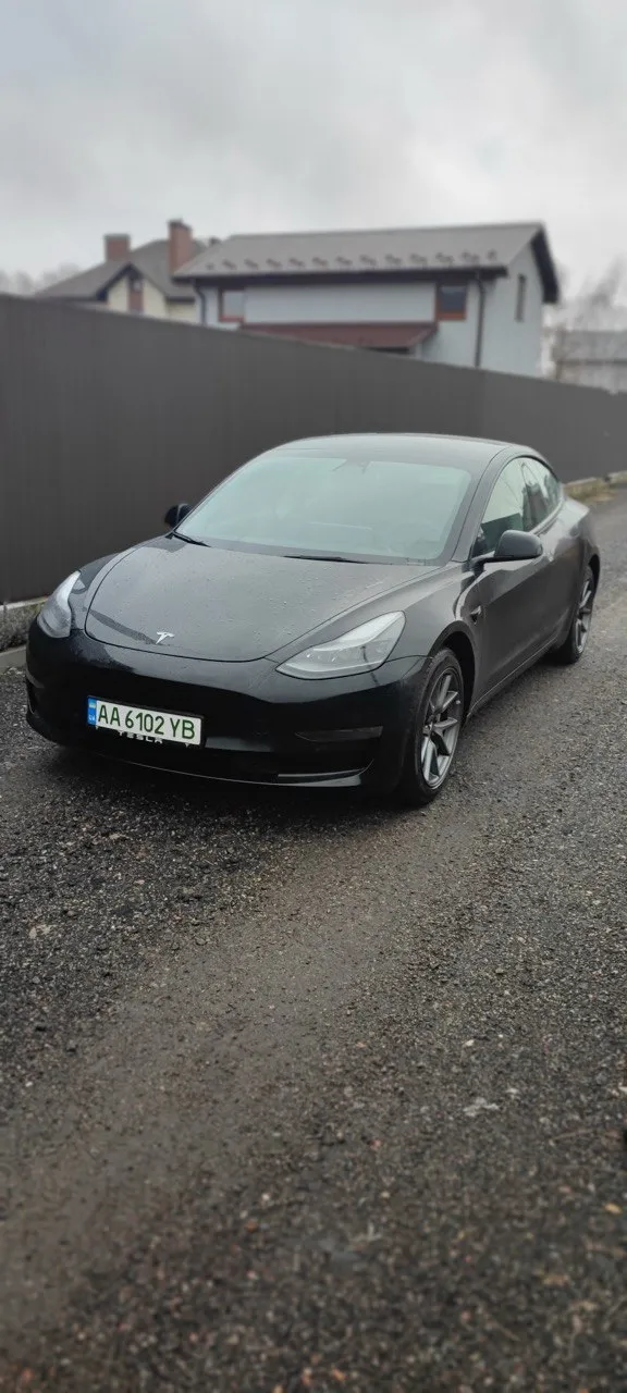 Tesla Model 3 - фото 16